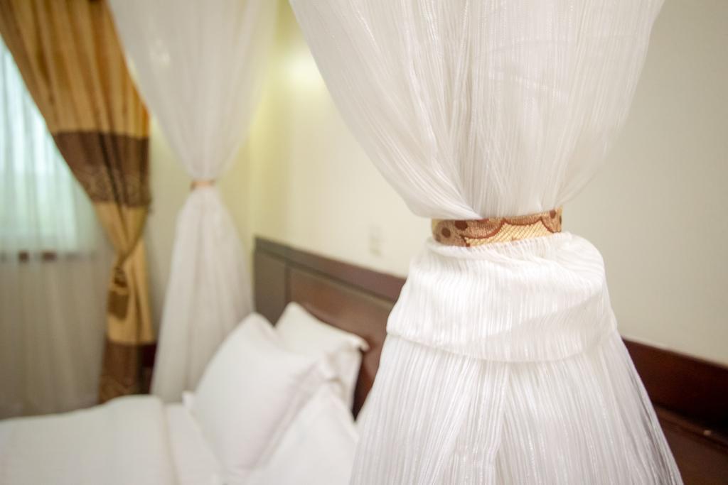 Casa Miltu Hotel カンパラ エクステリア 写真
